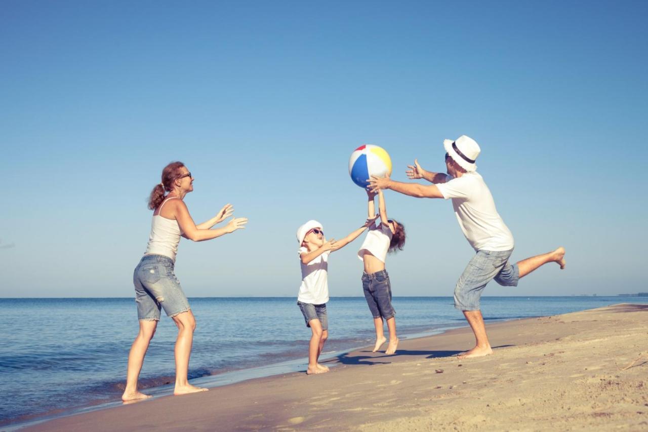 Gristhorpe Blue Dolphin Holiday Park מראה חיצוני תמונה