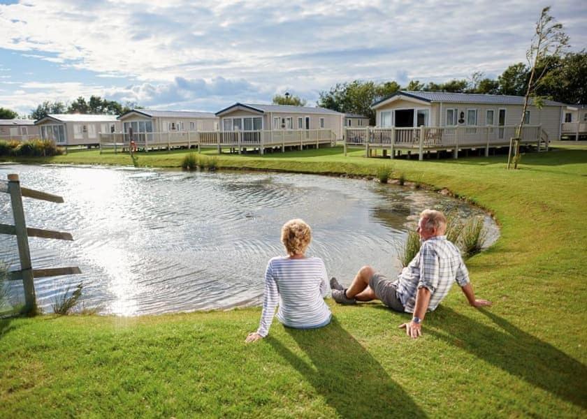 Gristhorpe Blue Dolphin Holiday Park מראה חיצוני תמונה