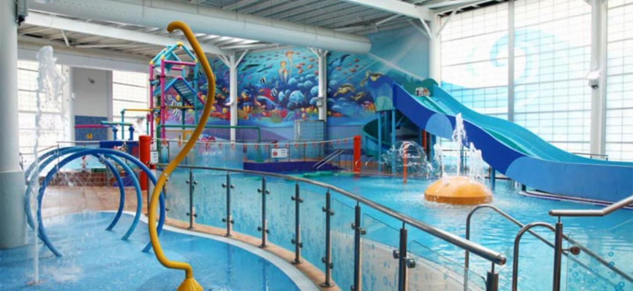 Gristhorpe Blue Dolphin Holiday Park מראה חיצוני תמונה